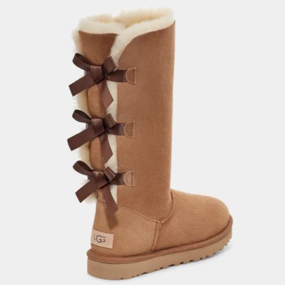 Ugg Bailey Bow Tall ll Chestnut Size 10